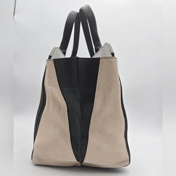 Chloe Alison East-West Leather Tote Bag - Picture 5 of 16